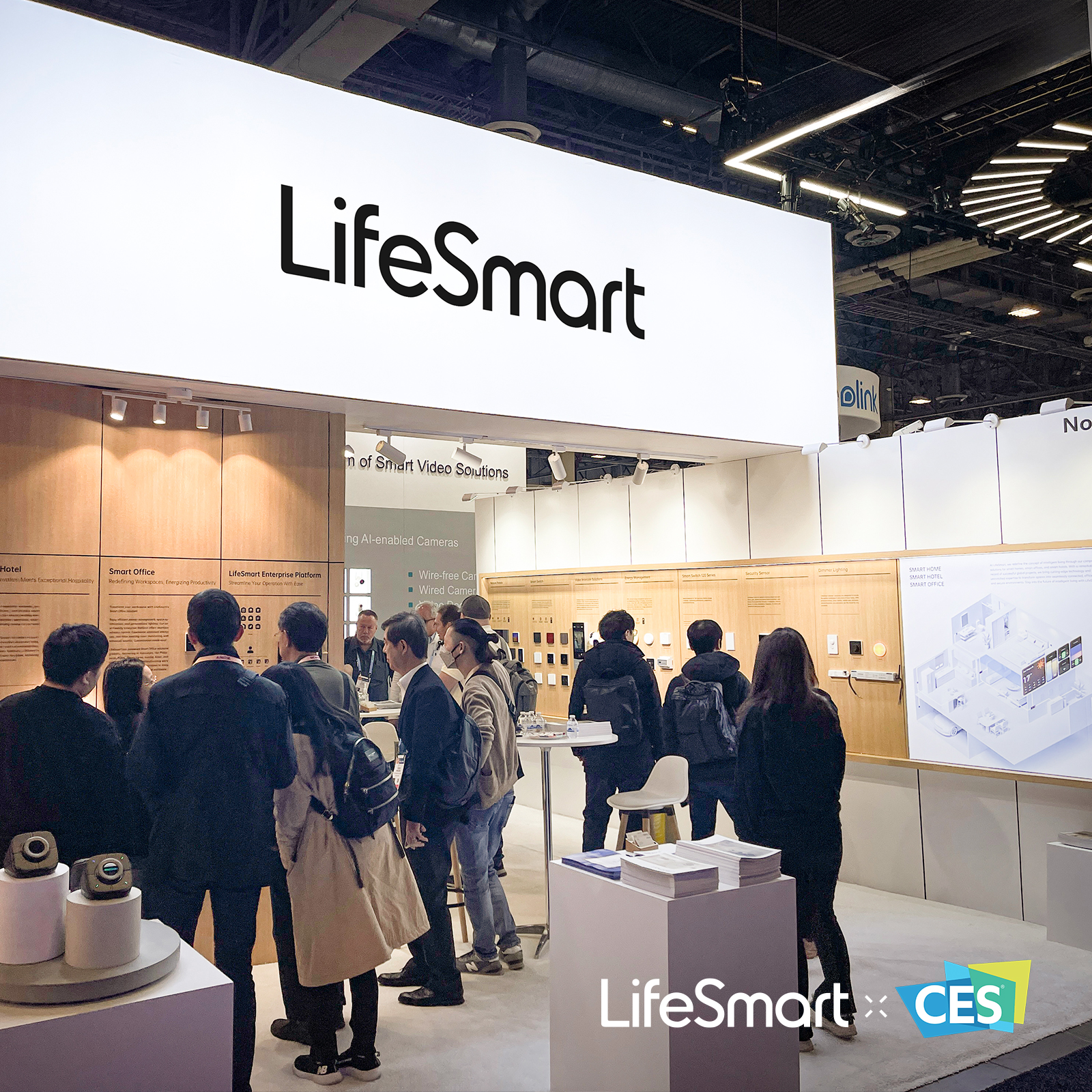 LifeSmart Shines at CES 2024: A Glimpse into the Future of Connected Living